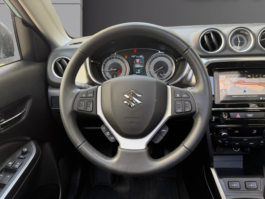 SUZUKI d'occasion VITARA 1.4 BOOSTERJET HYBRID STYLE de 2024 Nîmes