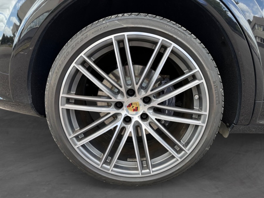 PORSCHE d'occasion CAYENNE 3.0 V6 E-HYBRID COUPE de 2019 Rennes (35)﻿