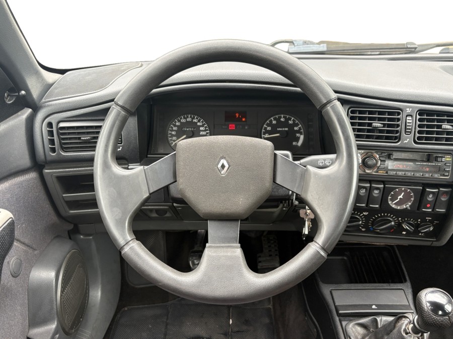 RENAULT d'occasion 19 II 16S 1.8 de 1993 Méry Sur Oise (95)﻿
