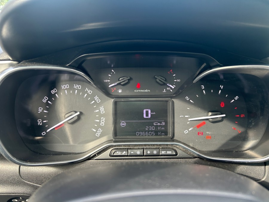CITROEN d'occasion C3 III 1.2 PURE TECH 82 GRAPHIC de 2019 Nord Isère