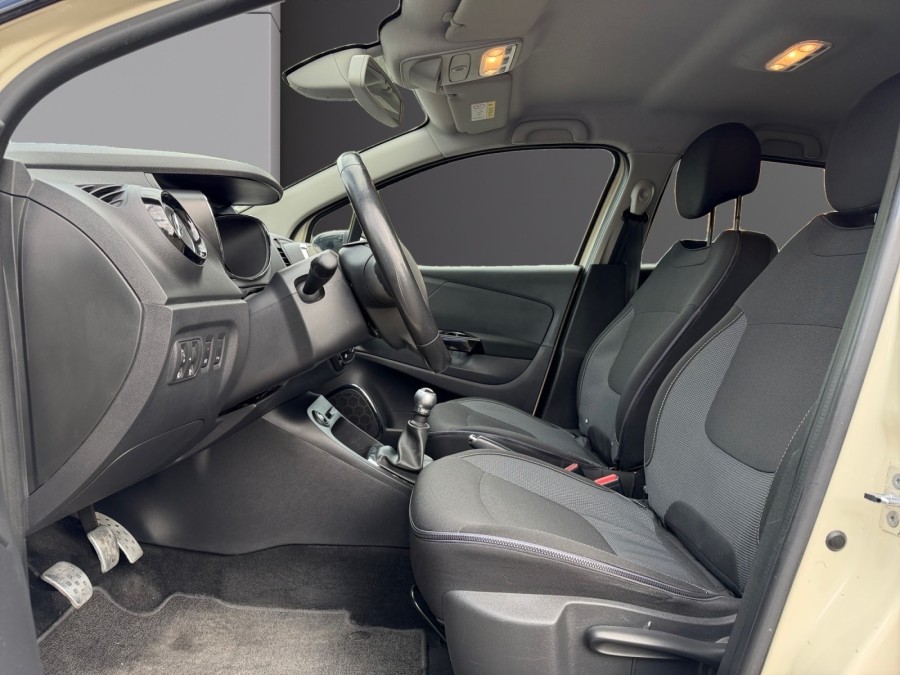 RENAULT d'occasion CAPTUR I 1.5 DCI 90 Intens de 2016 Rennes (35)﻿