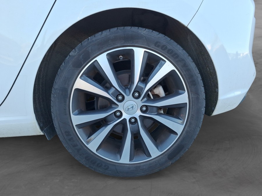 HYUNDAI d'occasion I30 1.0 T-GDI 120 BUSINESS de 2017 Soissons (02)﻿