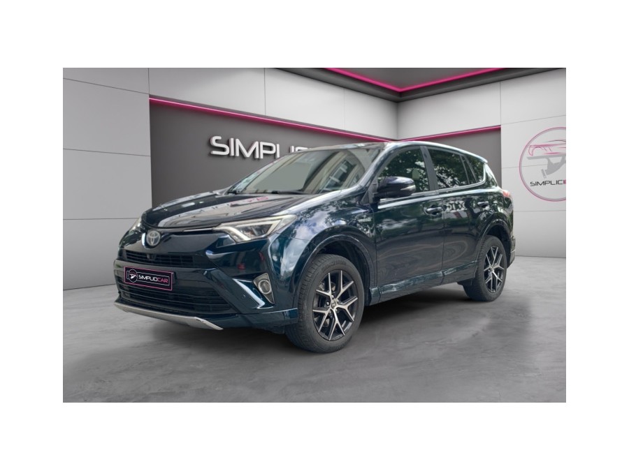 TOYOTA d'occasion RAV4 HYBRIDE 2WD DESIGN BUSINESS de 2017 Montreuil