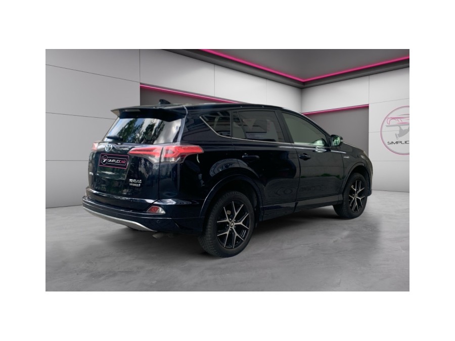 TOYOTA d'occasion RAV4 HYBRIDE 2WD DESIGN BUSINESS de 2017 Montreuil