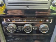 VOLKSWAGEN d'occasion GOLF VII CUP 1.2 TSI 110 de 2014 Salon de