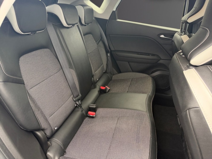 RENAULT d'occasion CAPTUR II 1.6 E-TECH PLUG-IN 160 INTENS de 2020 St