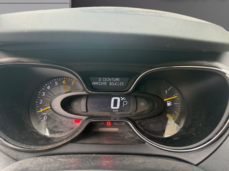 RENAULT d'occasion CAPTUR 1.2 TCE 120 COOL GREY EDC de 2015 Cannes