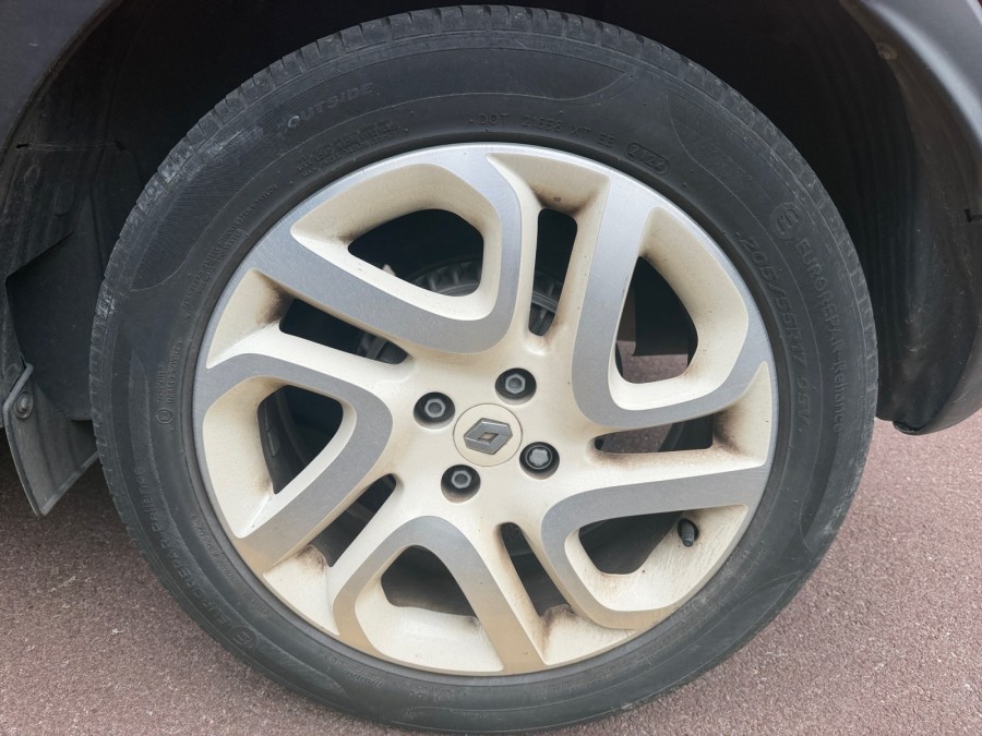 RENAULT d'occasion CAPTUR 1.2 TCE 120 COOL GREY EDC de 2015 Cannes