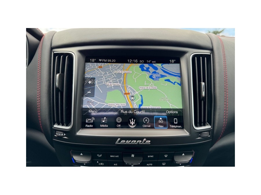 MASERATI d'occasion LEVANTE SUV 3.0D V6 275 de 2017 Rennes (35)﻿