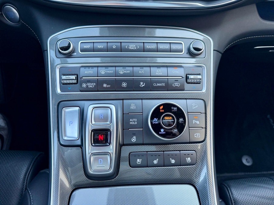 HYUNDAI d'occasion SANTA 1.6 T-GDI 265 HTRAC BVA8 de 2022 Besançon