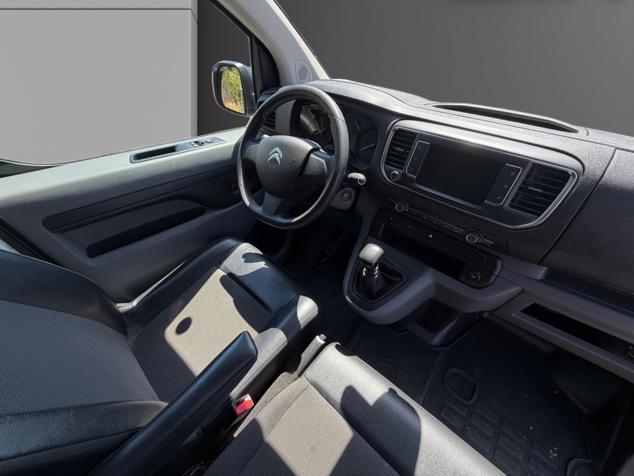 CITROEN d'occasion JUMPY III FOURGON M 1.5 BLUE HDI 120 de 2021 Salon