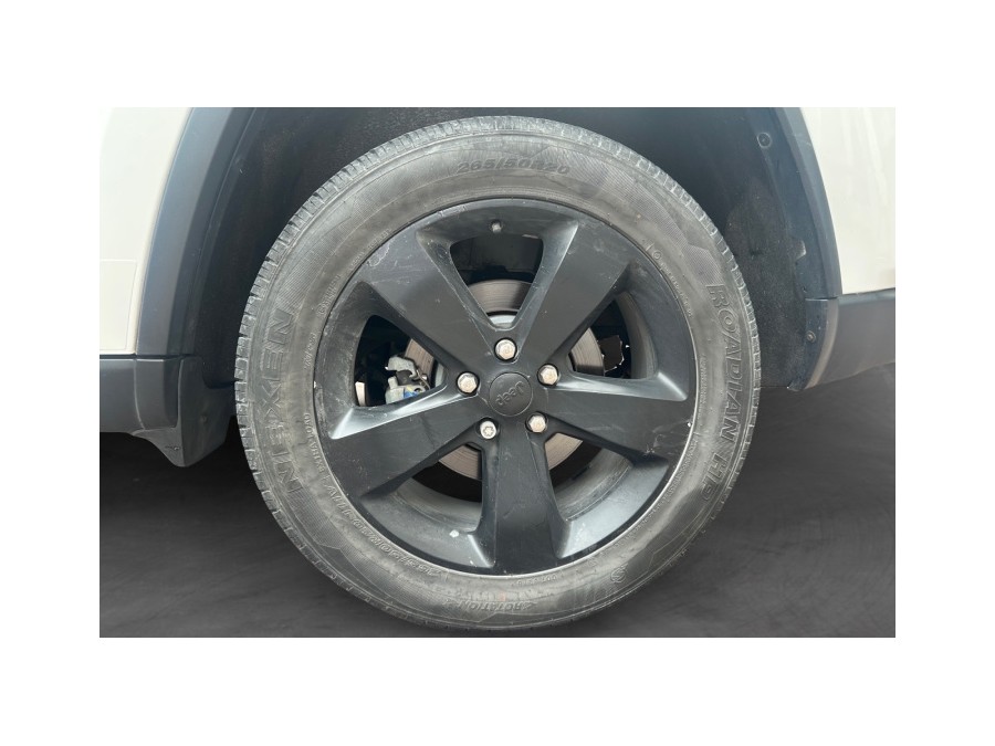 JEEP d'occasion GRAND CHEROKEE 3.0 CRD V6 250 NIGHT EAGLE BA de 2013