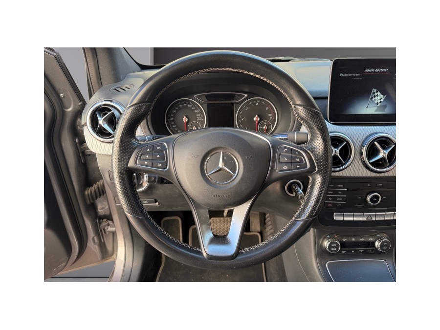 MERCEDES d'occasion CLASSE B B200 D 136 SPORT EDITION BA de 2018 Le