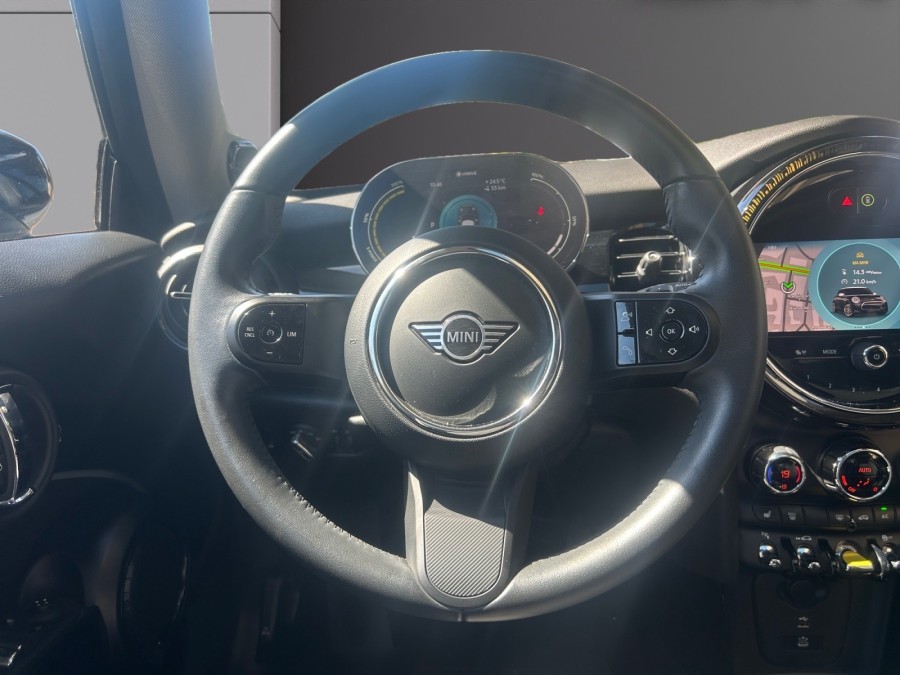 MINI d'occasion MINI MINI HATCH EL PREMIUM de 2023 Cannes (06)﻿