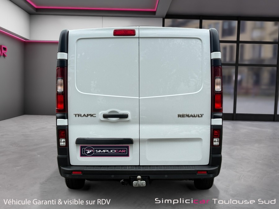 RENAULT d'occasion TRAFIC III FOURGON L1H1 1.6 DCI 140 GRAND CONFORT