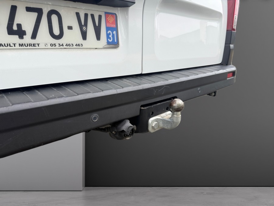 RENAULT d'occasion TRAFIC III FOURGON L1H1 1.6 DCI 140 GRAND CONFORT