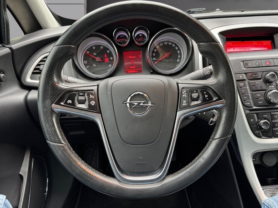OPEL d'occasion ASTRA J GTC | 10.2011-04.2018 OPEL ASTRA J GTC 2.0