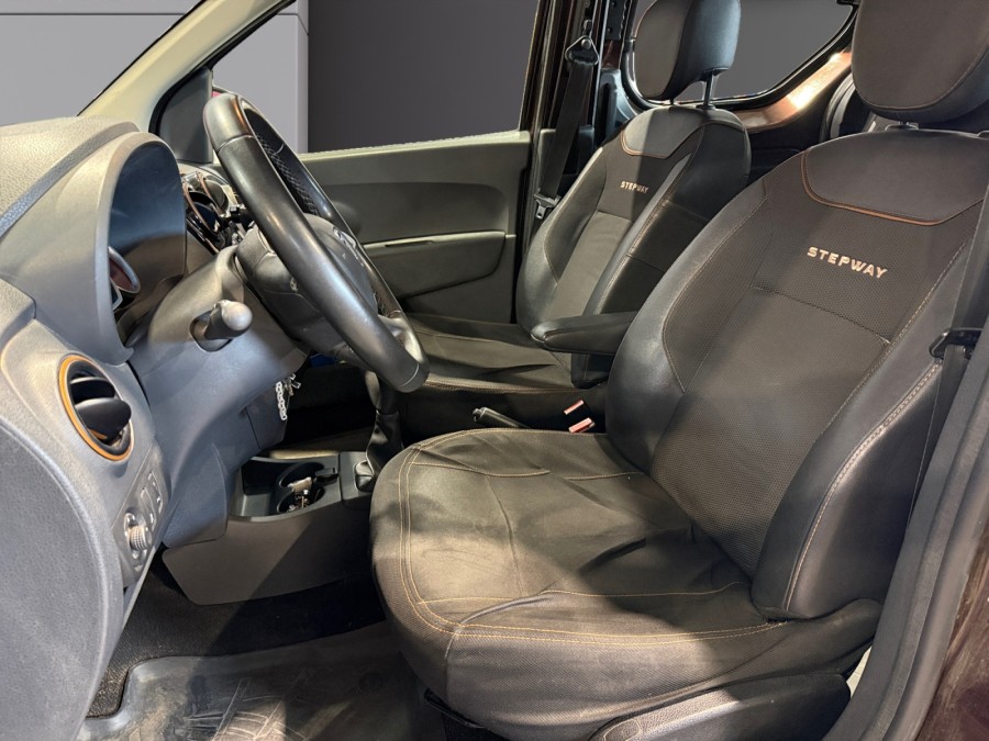 DACIA d'occasion DOKKER MONOSPACE 1.5 DCI 90 STEPWAY de 2017 Narbonne