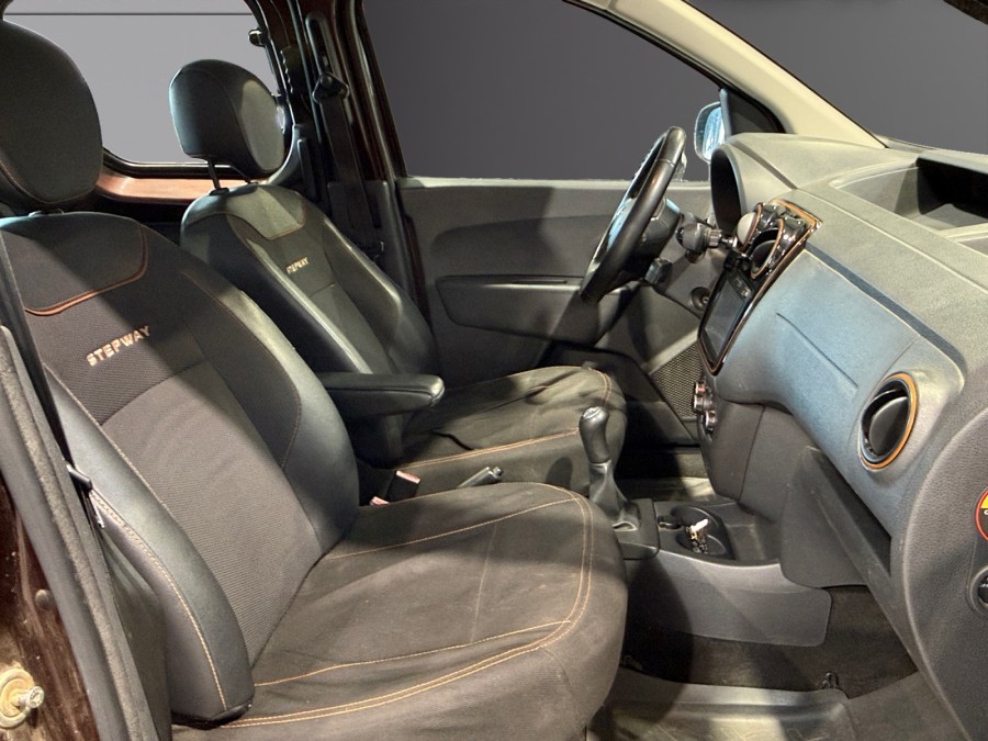 DACIA d'occasion DOKKER MONOSPACE 1.5 DCI 90 STEPWAY de 2017 Narbonne