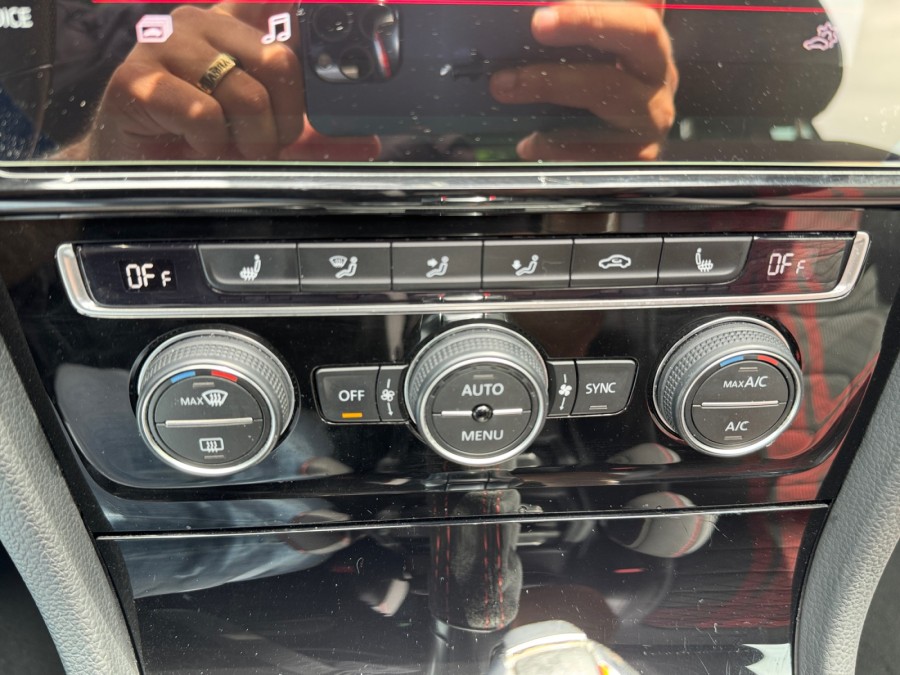 VOLKSWAGEN d'occasion GOLF VII 2.0 TSI 290 GTI TCR de 2019 Osny (95)﻿