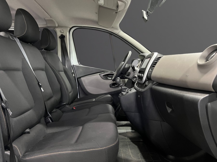 RENAULT d'occasion TRAFIC COMBI L1 1.6 DCI 125 LIFE de 2018