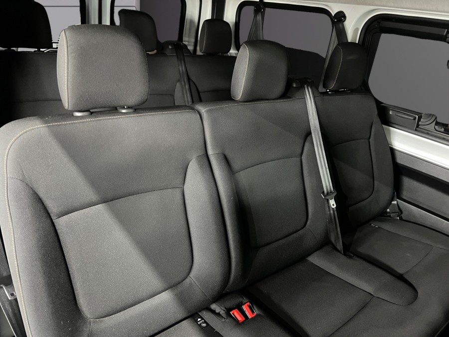 RENAULT d'occasion TRAFIC COMBI L1 1.6 DCI 125 LIFE de 2018