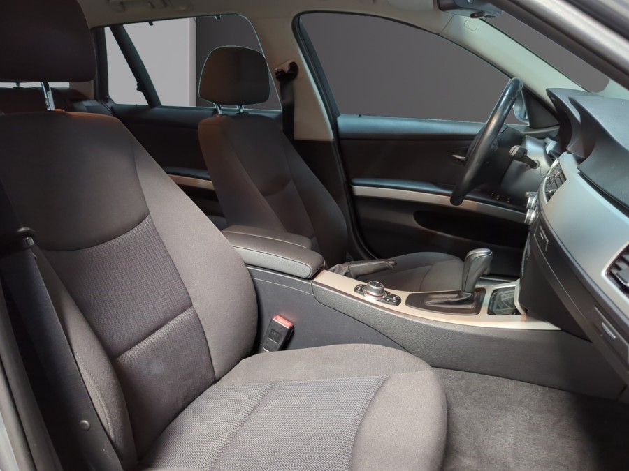 BMW d'occasion SERIE 3 320 TOU de 2010 Meximeux (01)﻿