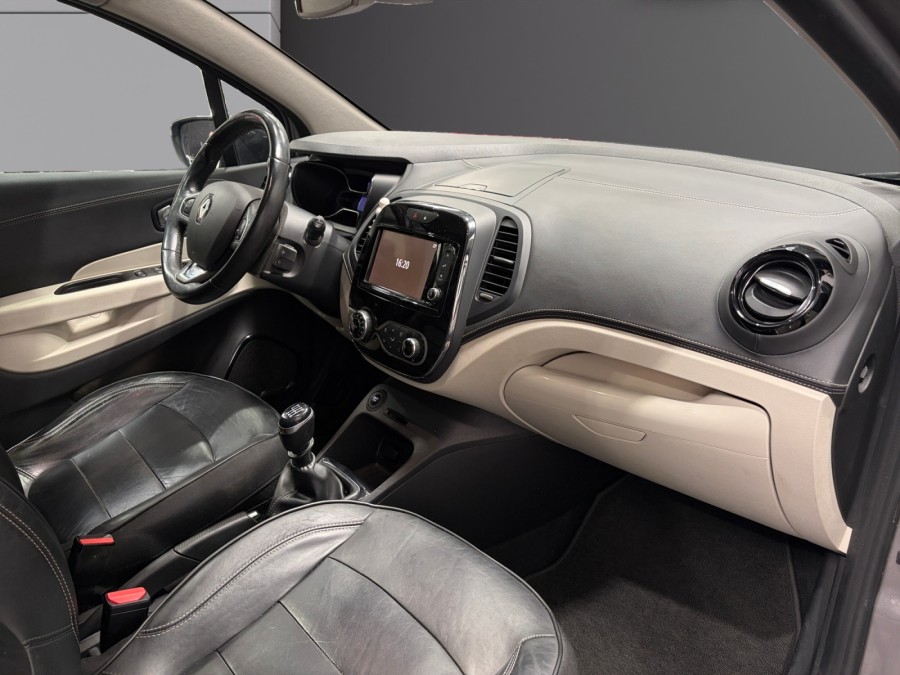 RENAULT d'occasion CAPTUR I 1.3 TCE 150 INTENS de 2019 Lyon Ouest