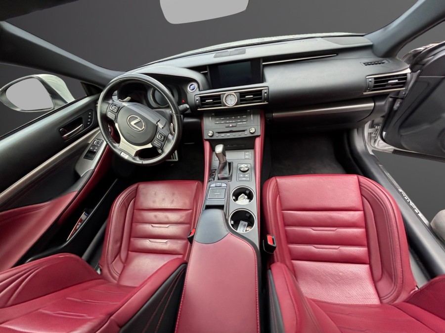 LEXUS d'occasion RC 300H F SPORT de 2016 Genevois (74)﻿