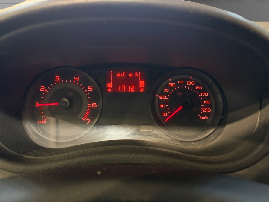 RENAULT d'occasion CLIO III EXPRESSION 1.2 16V de 2008 Fontainebleau