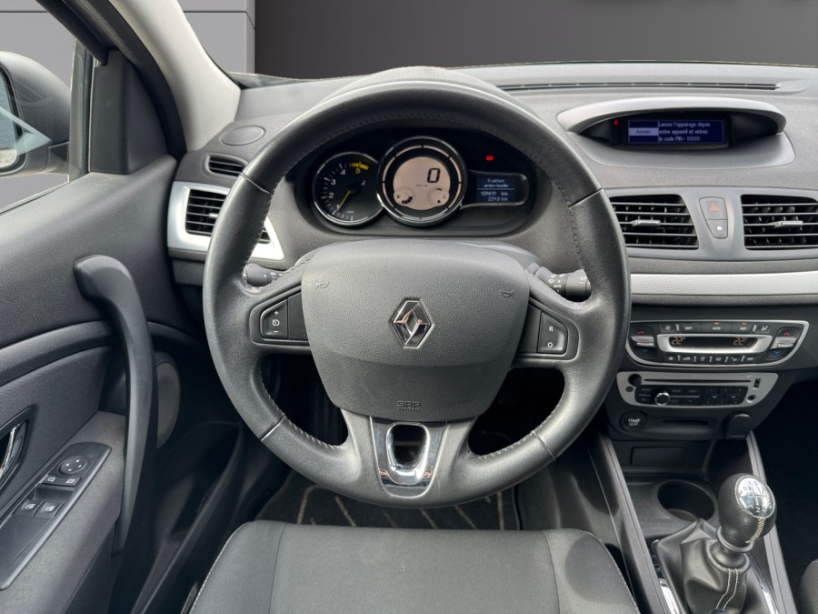 RENAULT d'occasion MEGANE 1.5 DCI 110 INTENS de 2015 Orleans (45)﻿