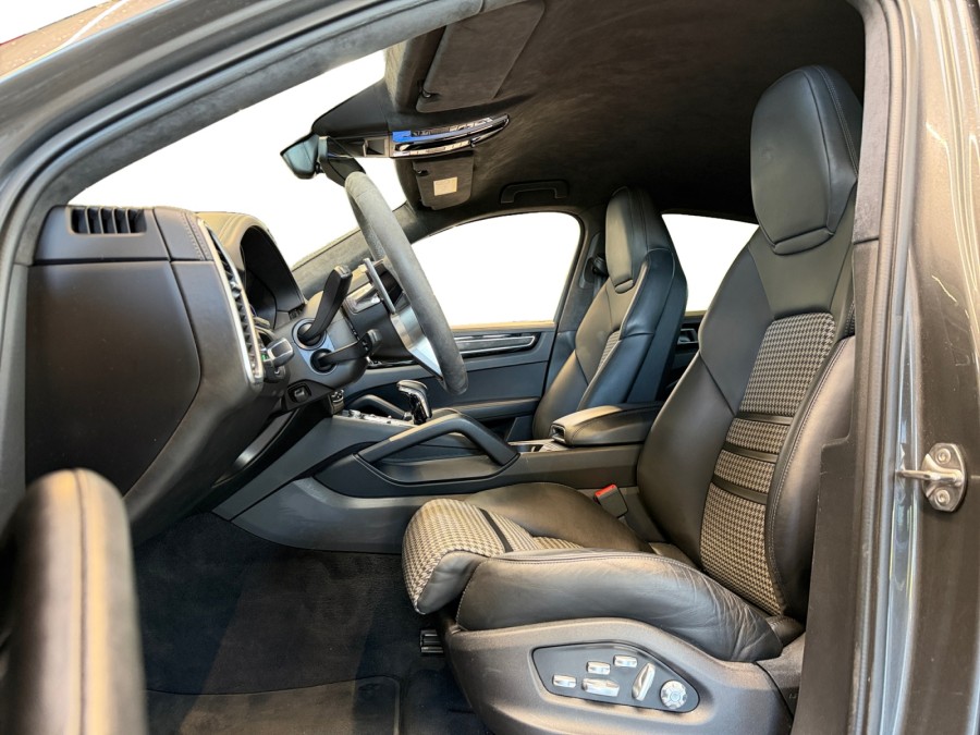PORSCHE d'occasion CAYENNE COUPE 3.0 V6 E-HYBRID COUPE PLATINIUM