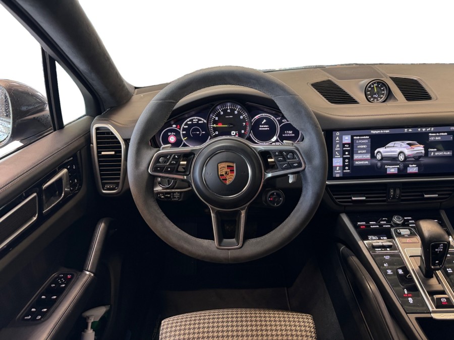 PORSCHE d'occasion CAYENNE COUPE 3.0 V6 E-HYBRID COUPE PLATINIUM
