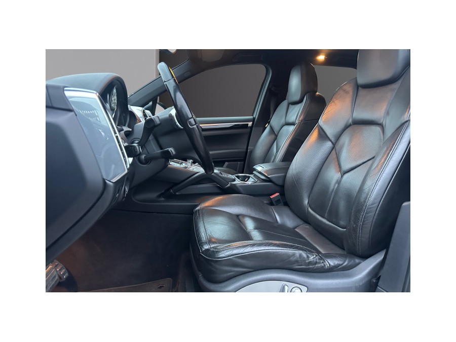 PORSCHE d'occasion CAYENNE 3.0 V6 S HYBRID TIPTRONIC S de 2011 Osny