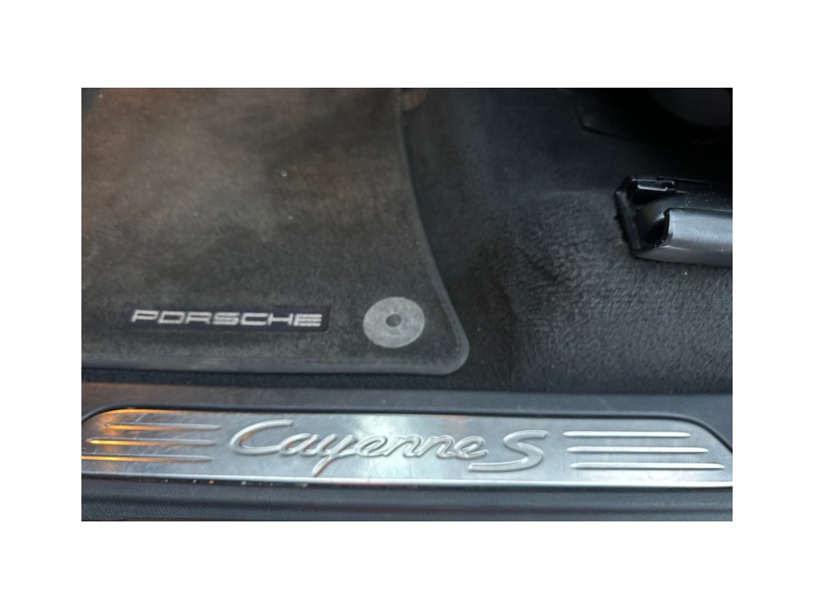 PORSCHE d'occasion CAYENNE 3.0 V6 S HYBRID TIPTRONIC S de 2011 Osny