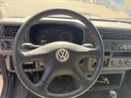 VOLKSWAGEN d'occasion TRANSPORTER TRANSPORT 2.5 TD de 2003 Salon de
