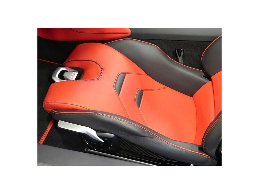 LAMBORGHINI d'occasion HURACAN EVO SPYDER de 2018 Angers (49)﻿