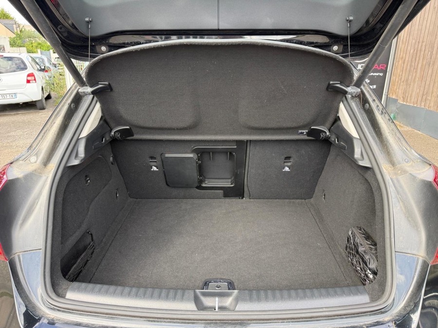 MERCEDES d'occasion CLASSE GLA GLA 200 D SENSATION de 2019 Rennes