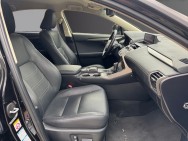 LEXUS d'occasion NX 300H 4WD LUXE EDITION de 2018 Troyes (10)﻿