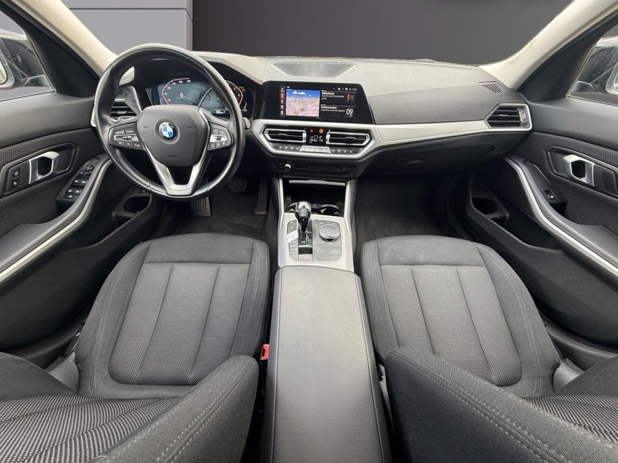 BMW d'occasion 3 TOURING TOURING 318D 150 LOUNGE BA de 2021 Rennes