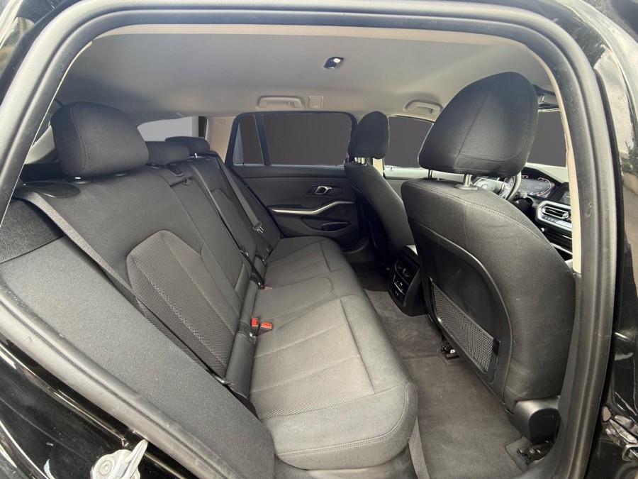 BMW d'occasion 3 TOURING TOURING 318D 150 LOUNGE BA de 2021 Rennes