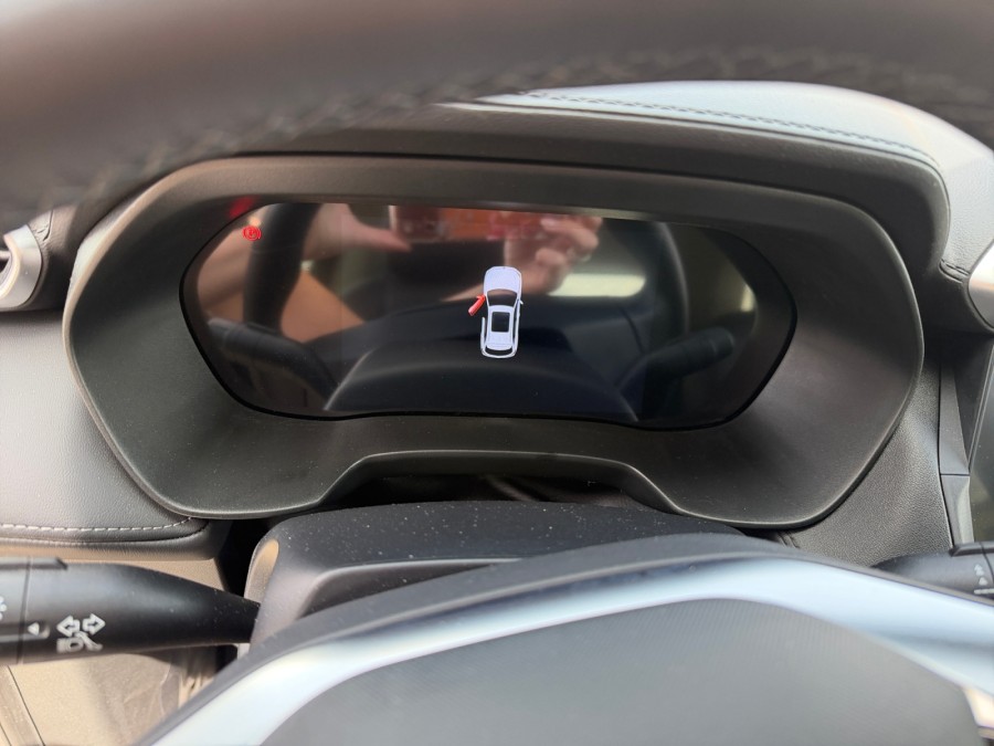 MG d'occasion ZS SUV 1.5 HYBRID+ 197 LUXURY de 2025 Beaune (21)﻿