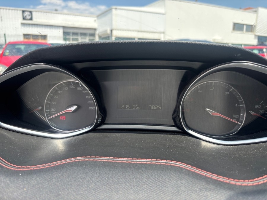 PEUGEOT d'occasion 308 II 1.6 BLUE HDI 120 GT LINE de 2015 Frejus