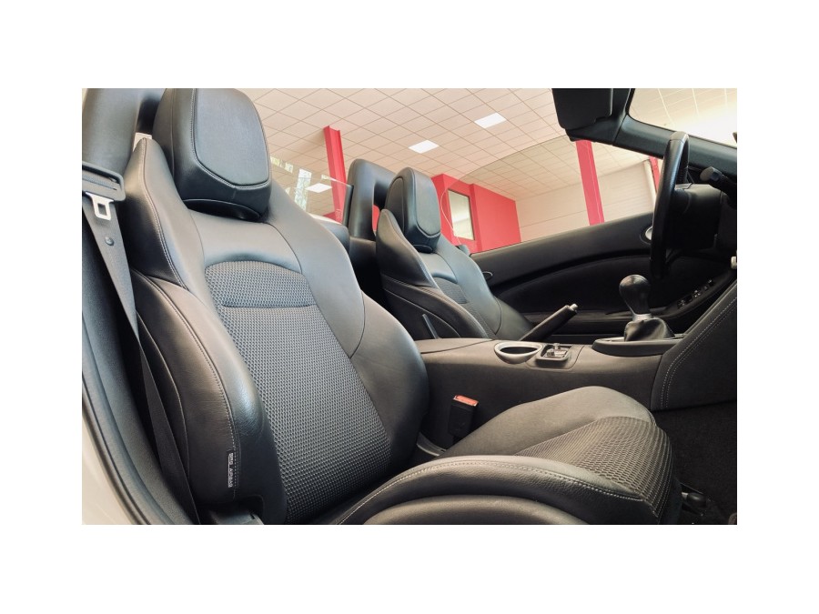 NISSAN d'occasion 370 3.7 V6 328 ROADSTER PACK de 2015 Annecy (74)﻿
