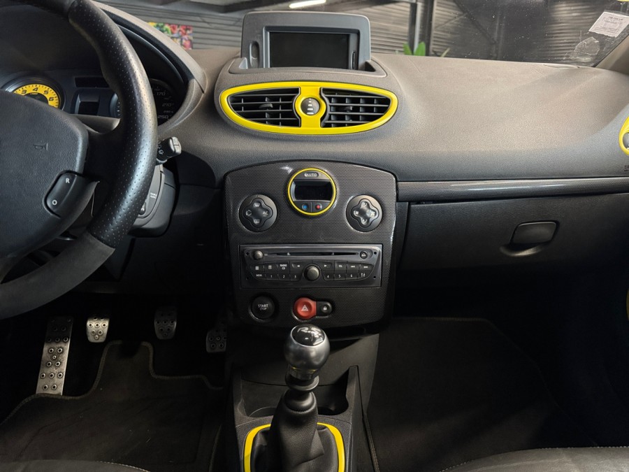 RENAULT d'occasion CLIO III CLIO 3 RS LUXE 2.0 16V de 2007 Pau (64)﻿