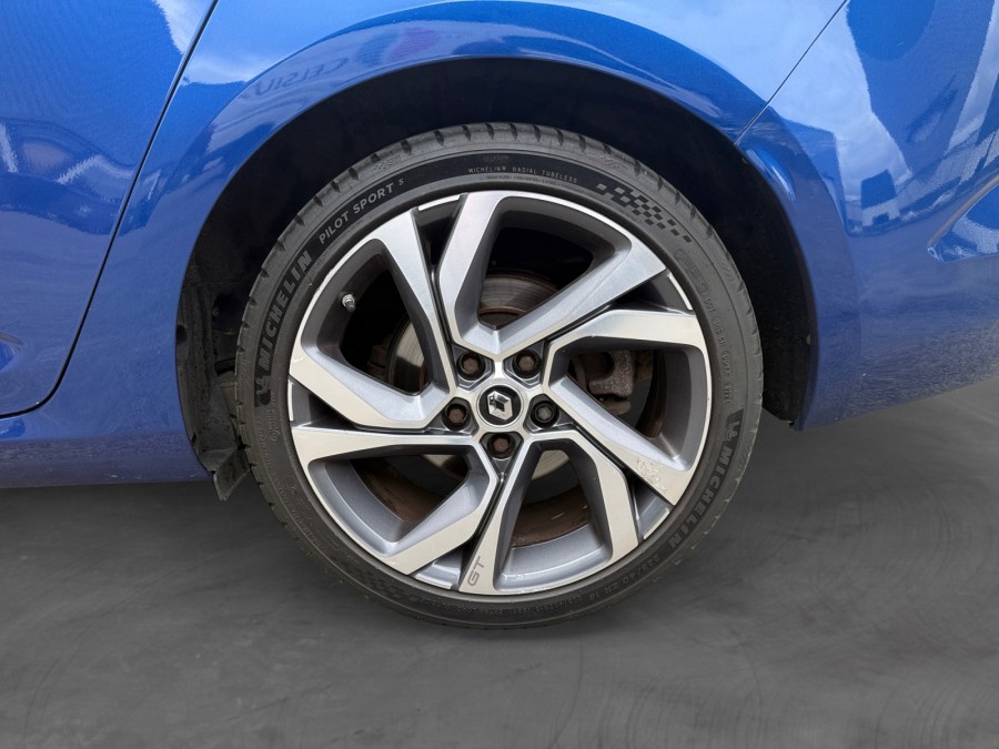 RENAULT d'occasion MEGANE IV ESTATE ESTATE TCE 205 GT EDC de 2016
