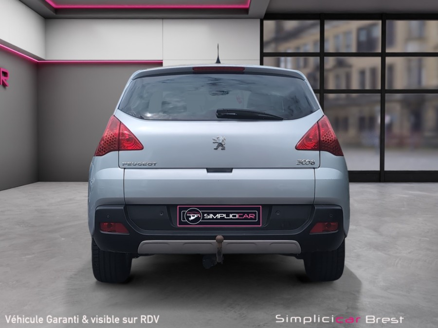 PEUGEOT d'occasion 3008 I MONOSPACE 1.6 HDI 115 FELINE de 2013 Brest