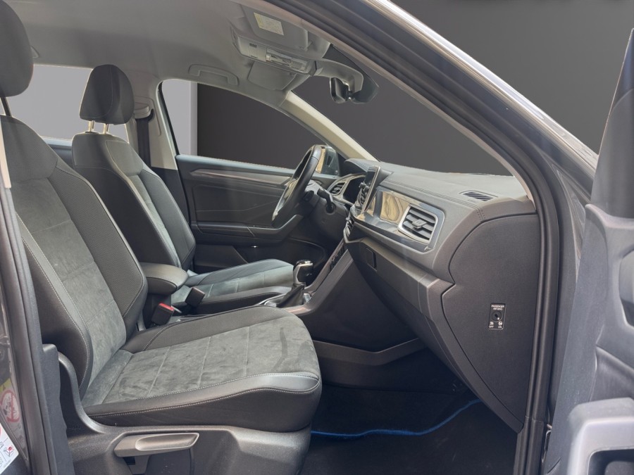 VOLKSWAGEN d'occasion T-ROC 1.5 TSI EVO 150 STYLE DSG7 de 2022 Paris