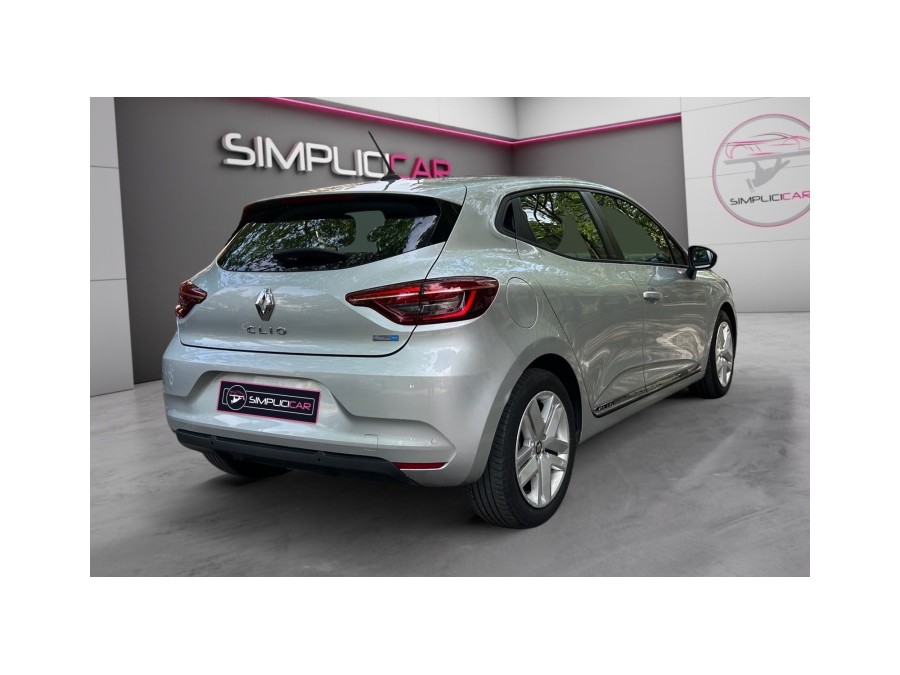 RENAULT d'occasion CLIO V 1.6 E-TECH 140 LUTECIA de 2021 Champigny