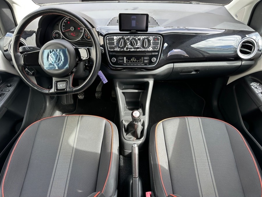 VOLKSWAGEN d'occasion UP! 2.0 1.0 75 GROOVE UP! BLUEMOTION TECHNOLOGY